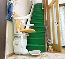 大阪府堺市/K邸 <p>屋内まっすぐ階段</p>の事例