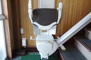 屋内 まっすぐ階段 設置事例 千葉県館山市/S邸