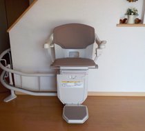 奈良県香芝市/N邸 <p>屋内曲がり階段</p>の事例